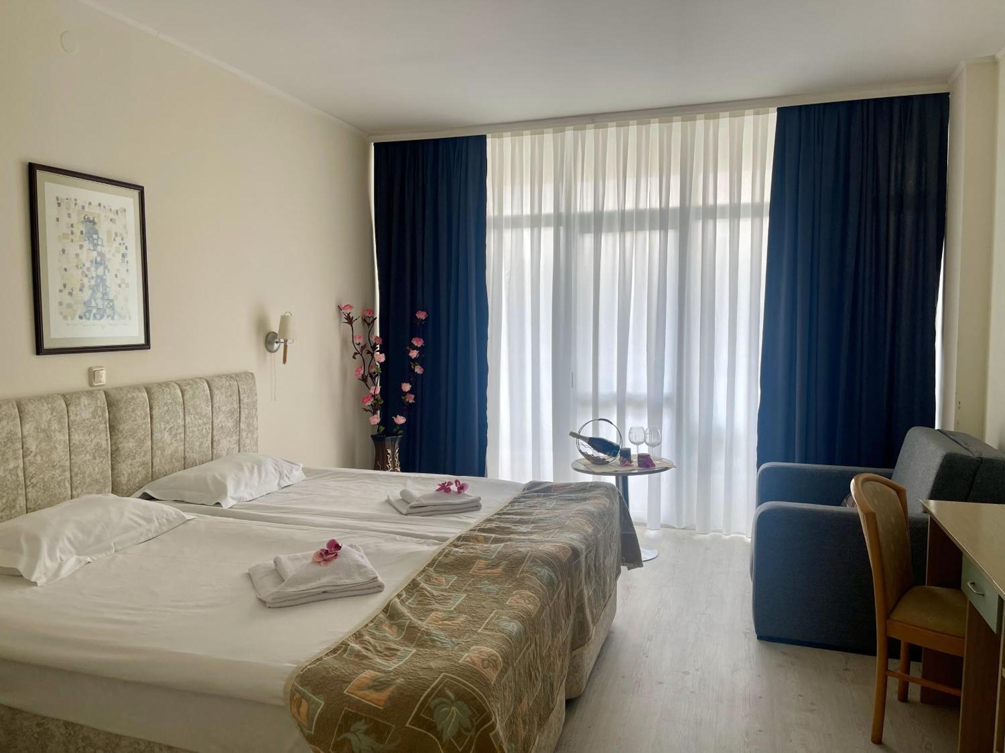 Tweepersoonskamer met 2 Aparte Bedden