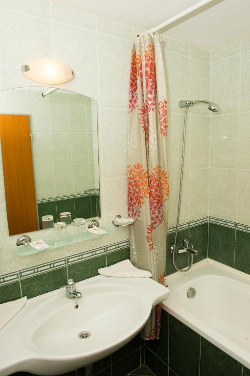 Double or Twin Room,1713394952:JPEG