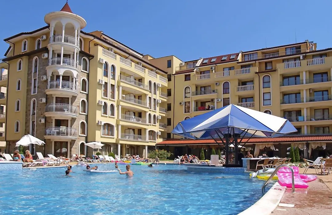 Summer Dreams -Apartcomplex-1