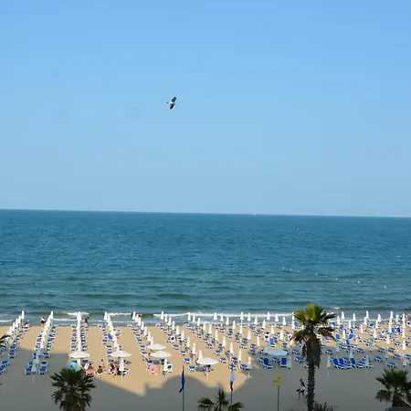 Golden Rainbow Beach Hotel-3